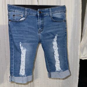 Ripped jean Bermuda shorts